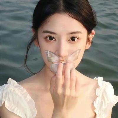 女人与英雄
