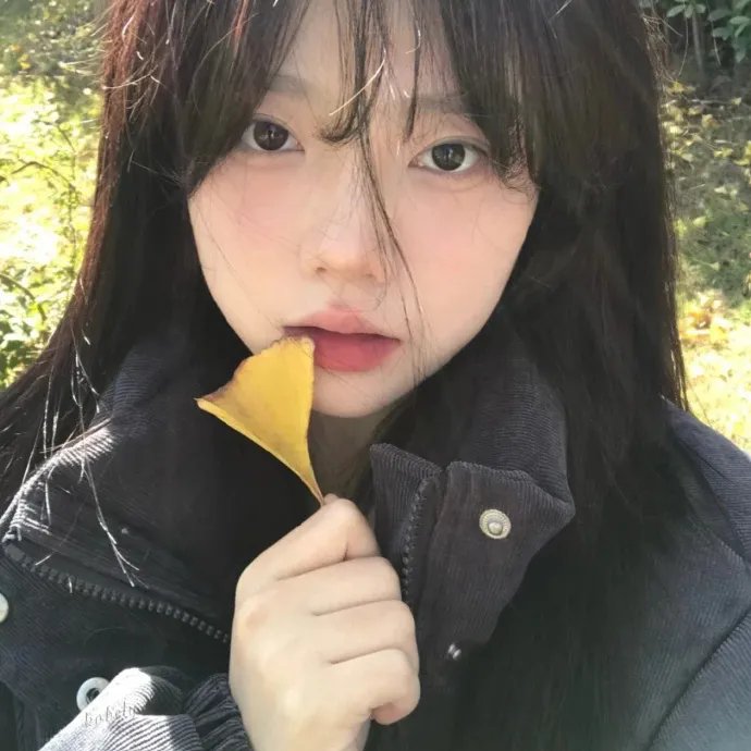 抓住稻草的野兽